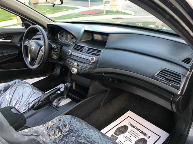 2010 Honda Accord LX 4dr Sedan 5A